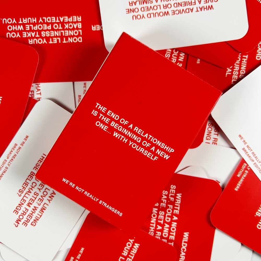 8 Styles WE'RE NOT REALLY STRA - Board Game For Couple review and price